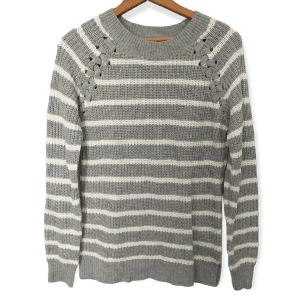 SO Fisherman Sweater M Striped Chunky Lace Up Shoulder Cozy Gray‎ White Relaxed